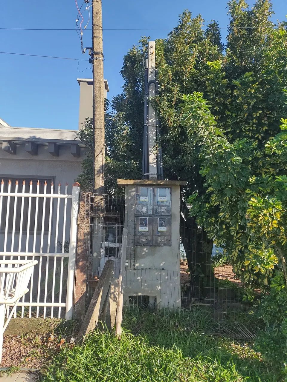 Quadro de Distribuição de Energia Elétrica, poste tudo novo só foi colocado tenque retira - Foto 3