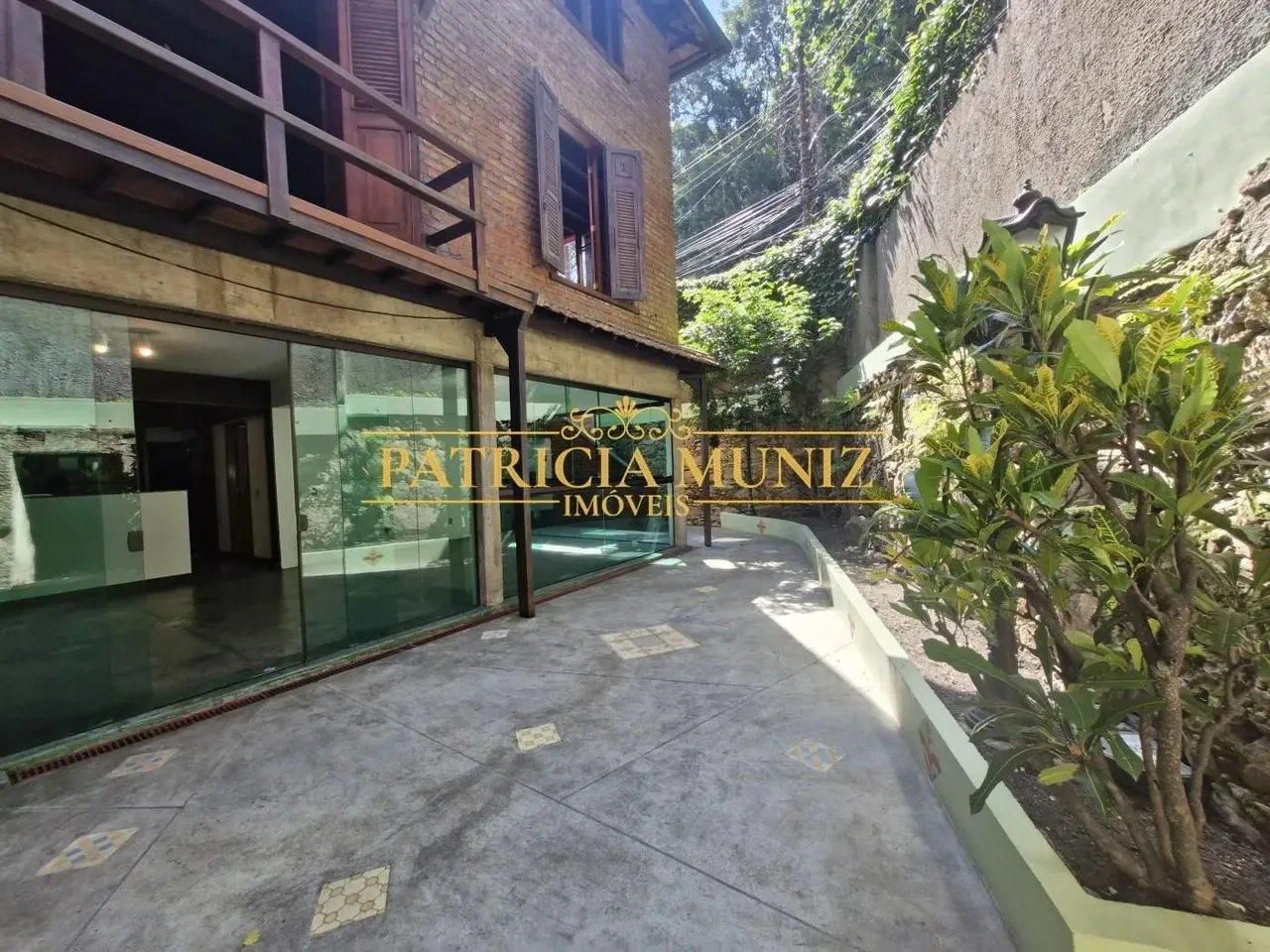 Casa para Venda em Rio de Janeiro, Santa Teresa, 4 dormitórios, 1 suíte, 4 banheiros, 2 va