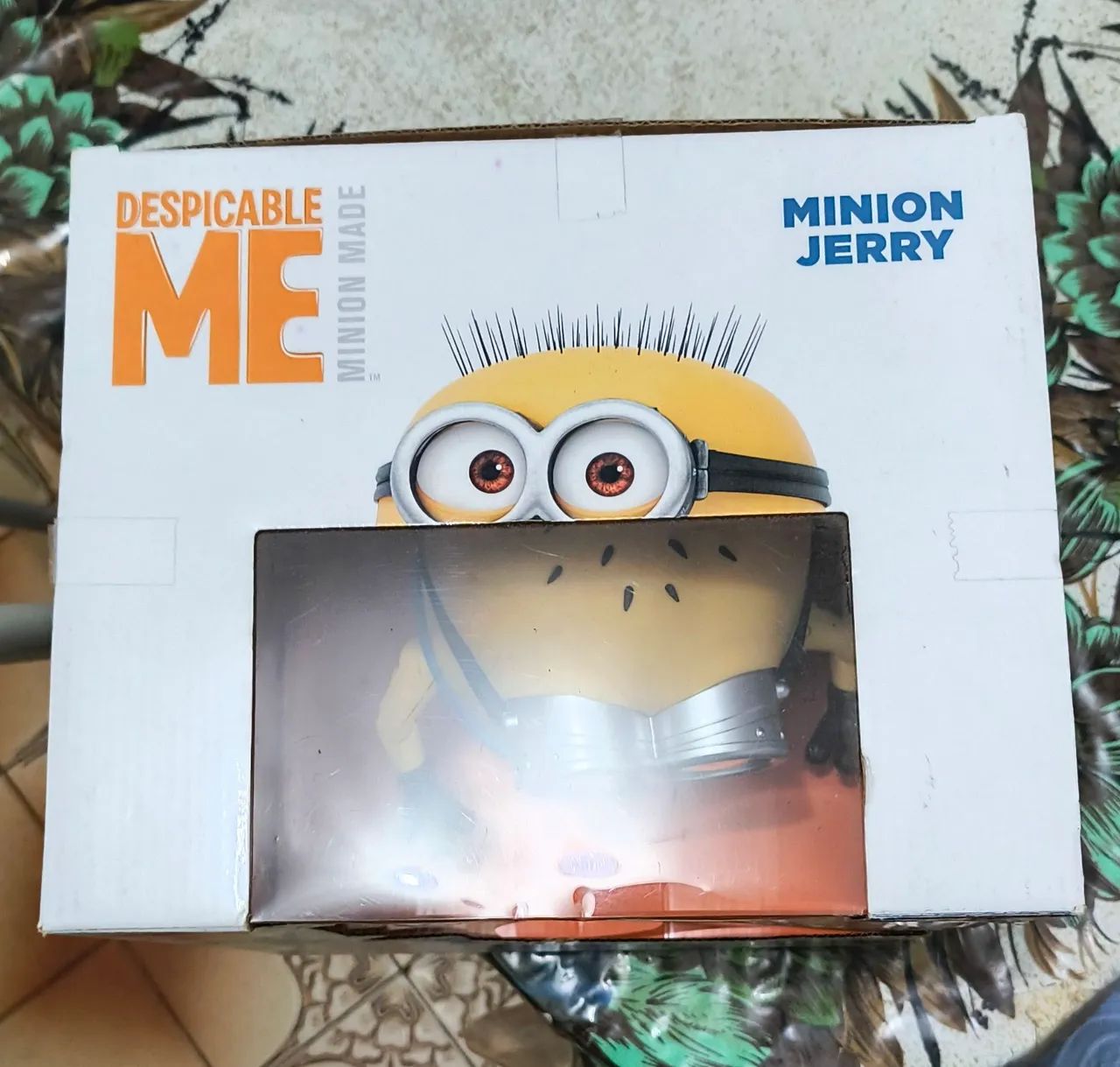 Minion Jerry Bedtime Buddy - Colecionável - Foto 2