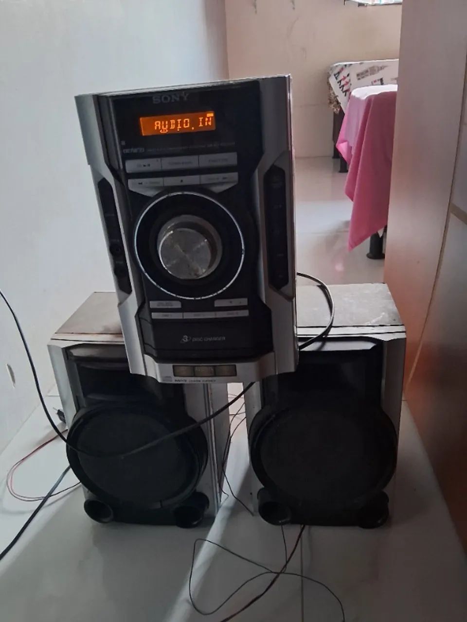 Som Sony  funcionando cd, rádio Am, FM ,toca fita e aux - Foto 2