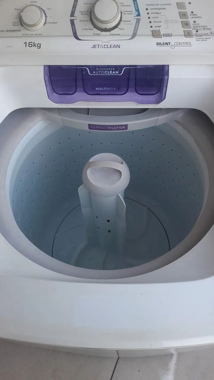 Vendo 01 máquina Electrolux 16kg funcionando todas as funções entrego sem taxa  - Foto 2