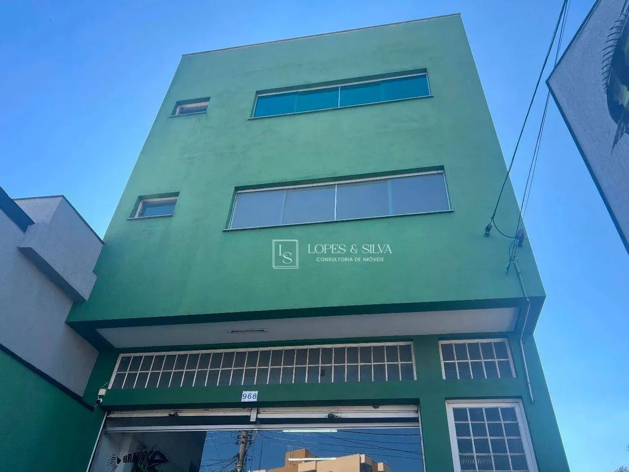 Sala com 55m² Para Alugar no Bairro do Alvinópolis, Atibaia, SP.