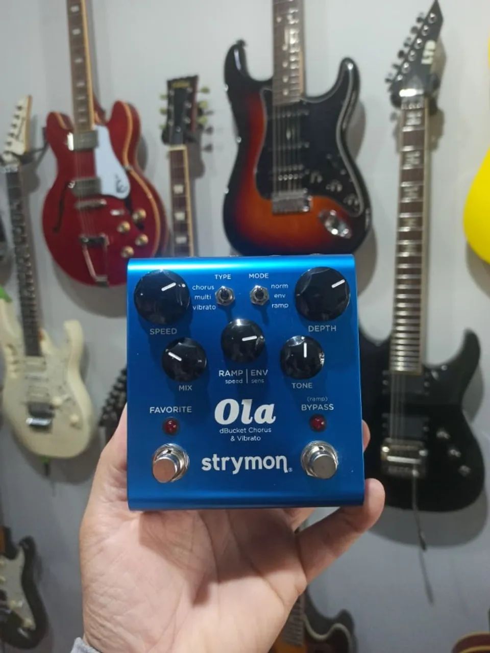 ギター strymon Ola strymon Ola [dBucket Chorus & Vibrato]｜ミュージックランドKEY