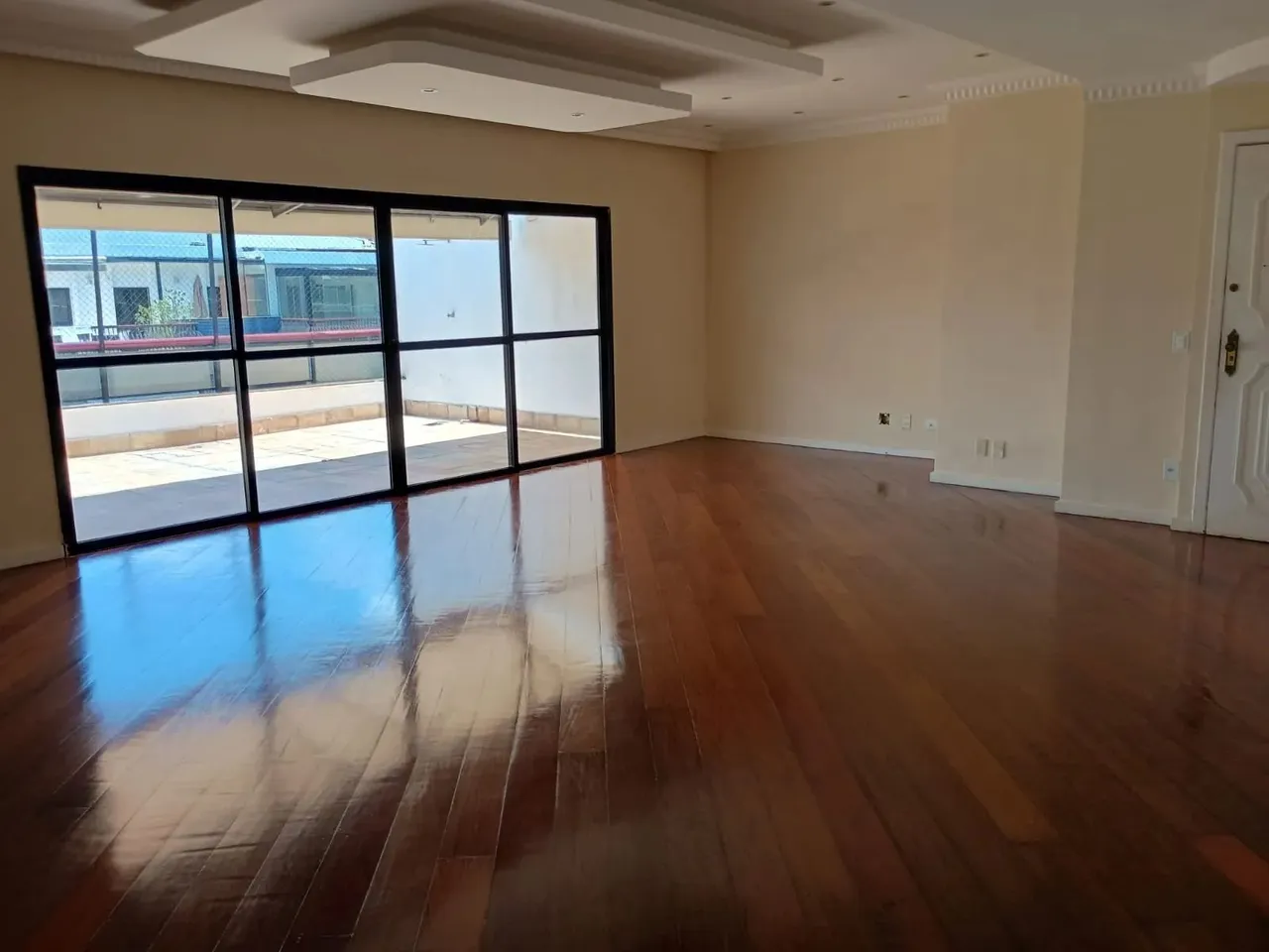 COBERTURA PARA ALUGUEL COM 186 M2 COM 3 QUARTOS NO RECREIO DOS BANDEIRANTES RJ