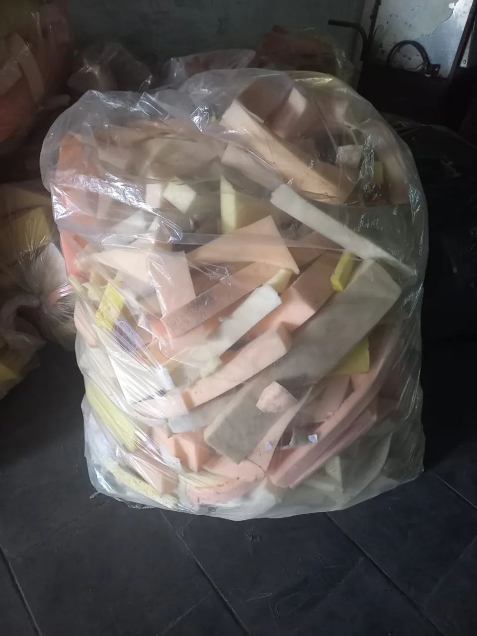 Retalhos de Espuma para Flocos Kg - Foto 2