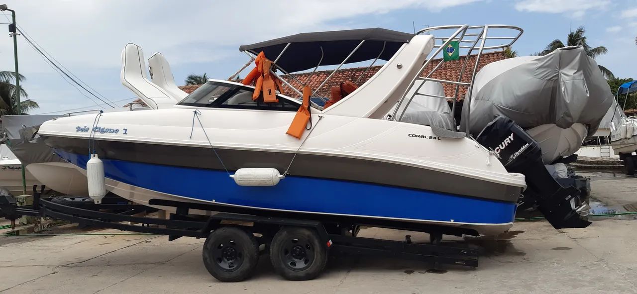 Lancha coral 24l 2014