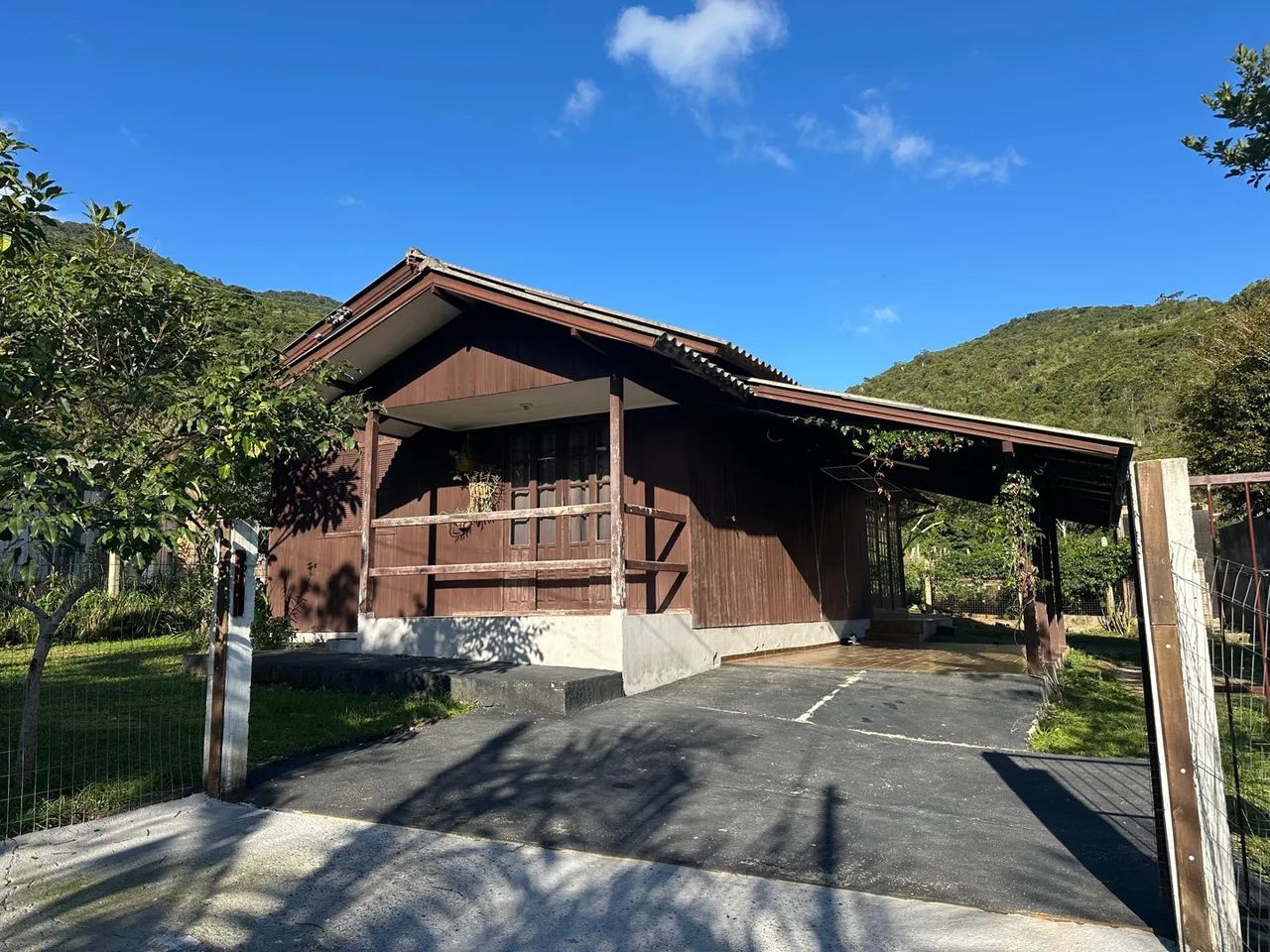 Vende -se casa aconchegante em terreno amplo. - Foto 3