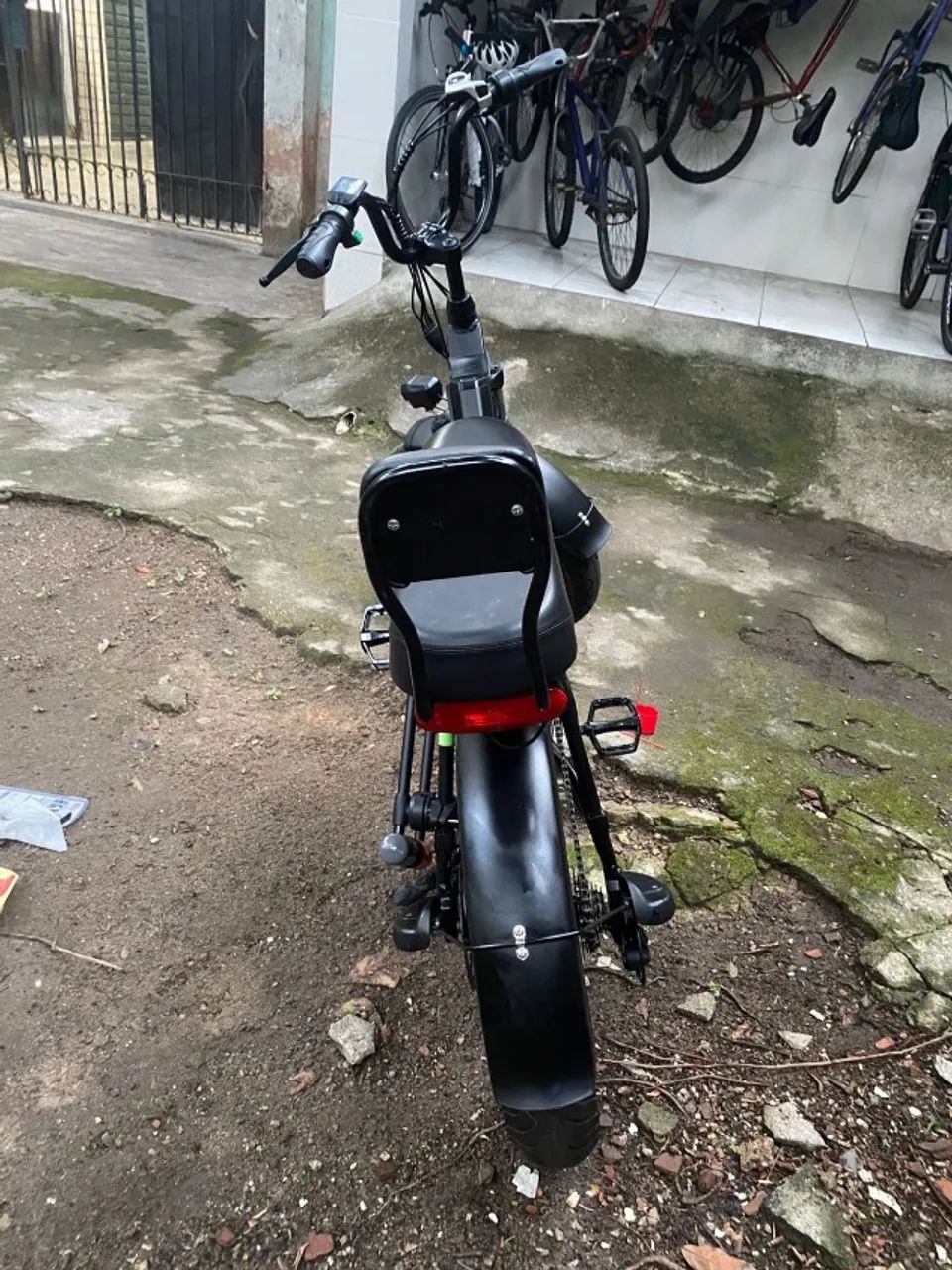 Bicicleta elétrica Lev mini cruiser menos de 1 ano de uso