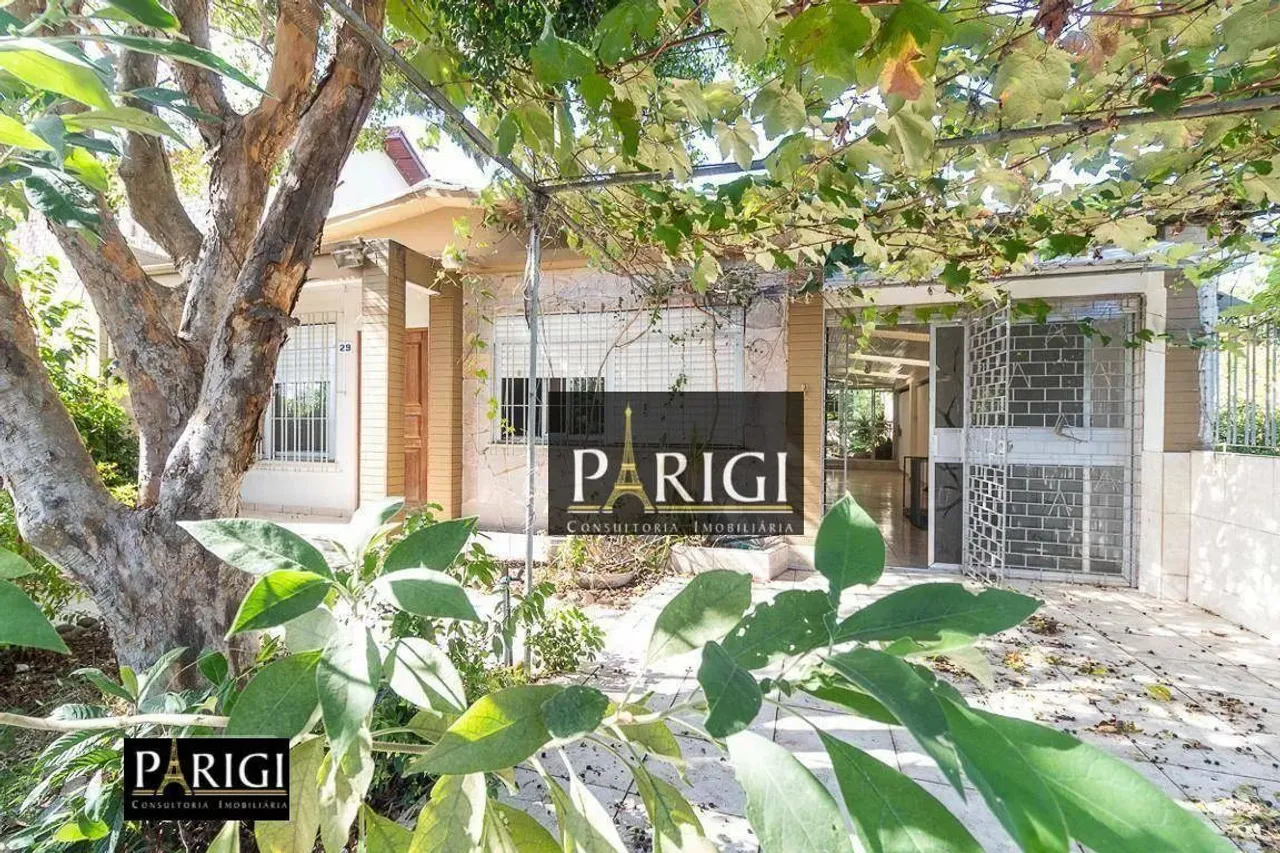 Casa com 5 dormitórios para alugar, 210 m² por R$ 3.755/mês - Jardim Itu Sabará - Porto Al