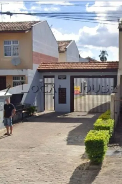 Sobrado à venda em Curitiba, Boqueirão, com 3 quartos, 90m²