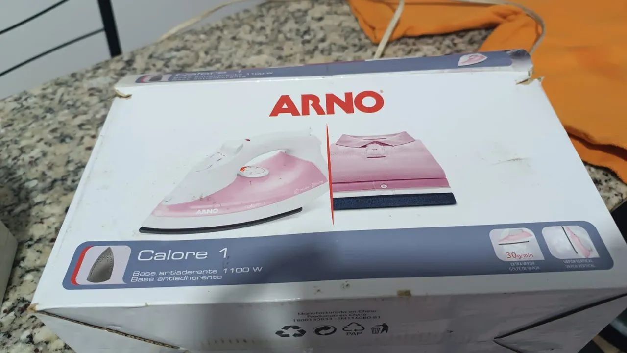 Ferro de passa a vapor 