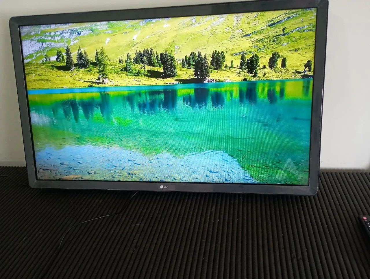 Vendo tv LG 32 polegadas Smart de leds wi-fi  - Foto 4