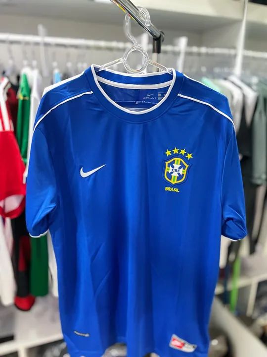 Camisa Brasil versão retrô de 1998 azul 