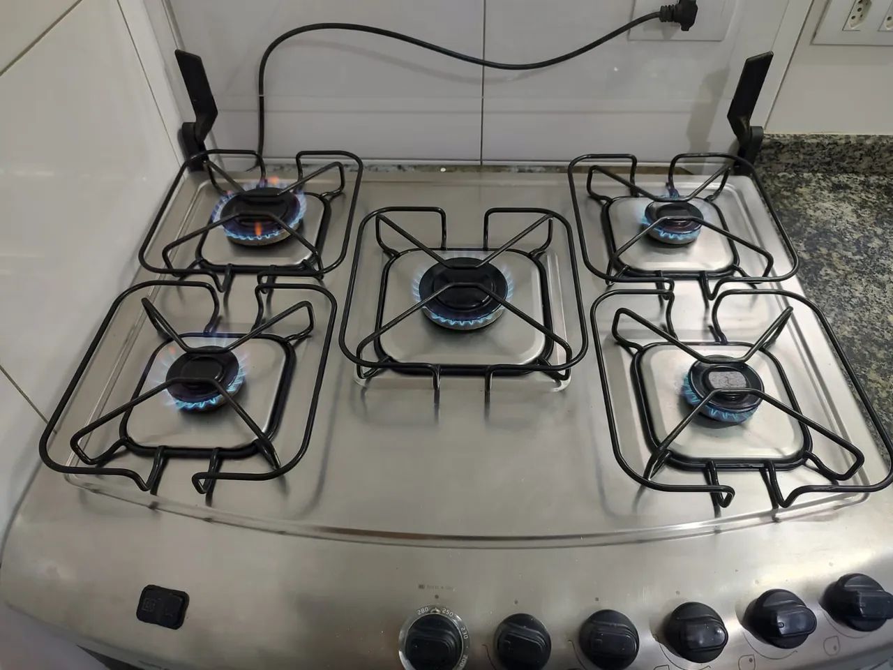 Fogão 5 bocas Brastemp  - Foto 2