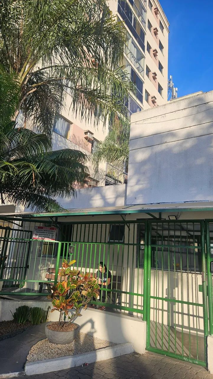 Apartamento de tres quartos uma suíte  - Foto 2