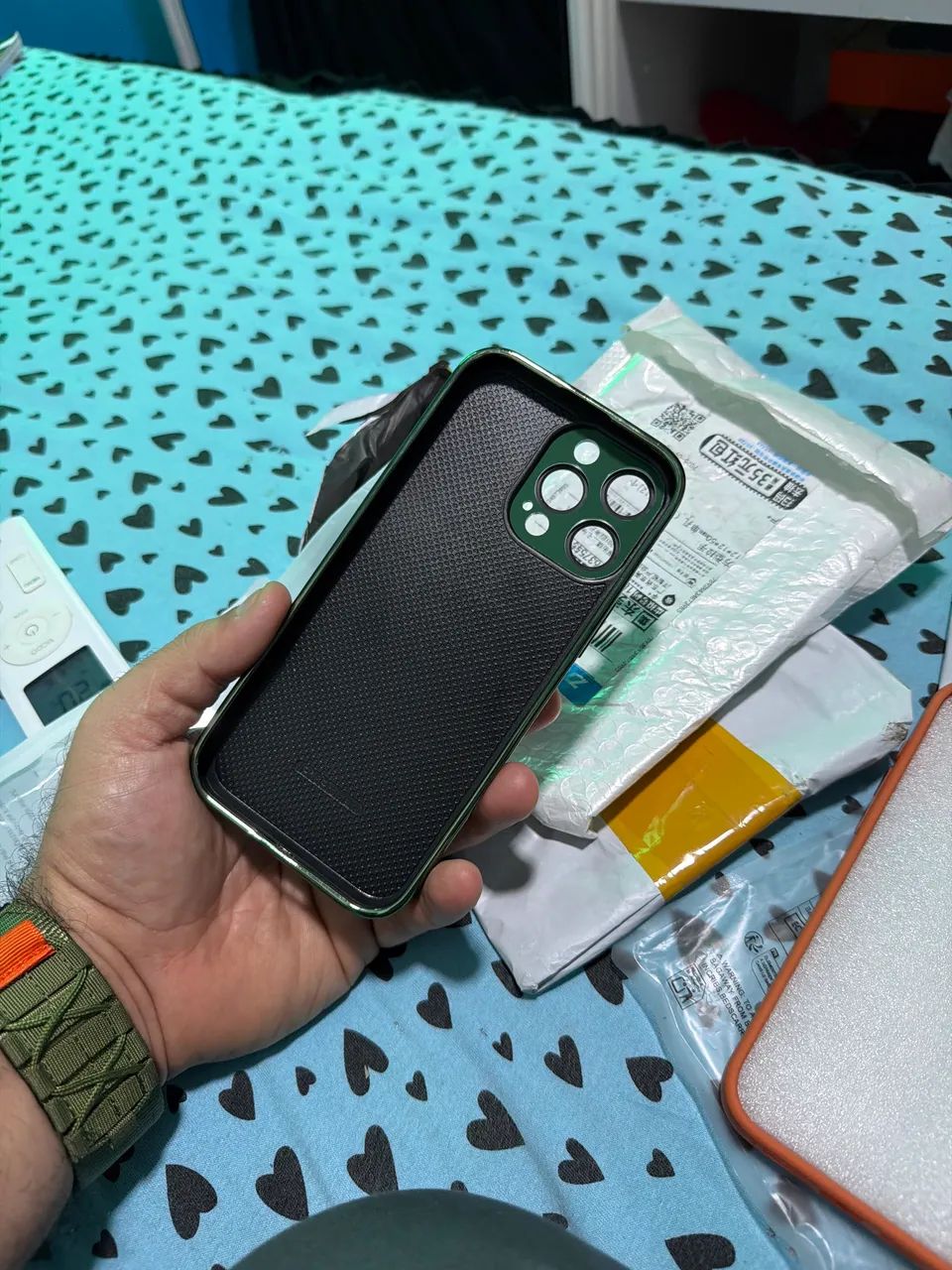 Nova capa para iPhone16  pro Max , que o fundo remete o iPhone 17 pro Max  - Foto 2