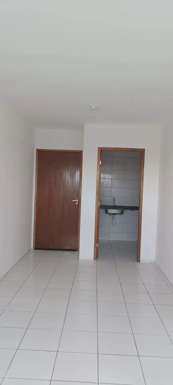 Imóvel para venda possui 52 metros quadrados com 3 quartos em Tabuleiro do Martins - Macei - Foto 2