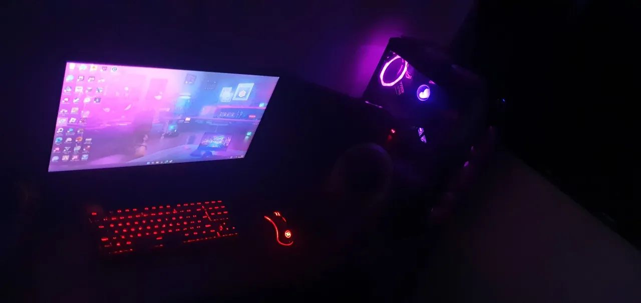 PC Gamer com Iluminação RGB Personalizável