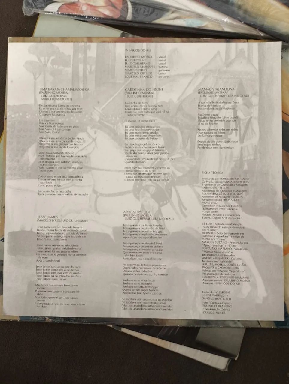 LP Inimigos Do Rei - Uma Barata Chamada Kafka - Foto 3