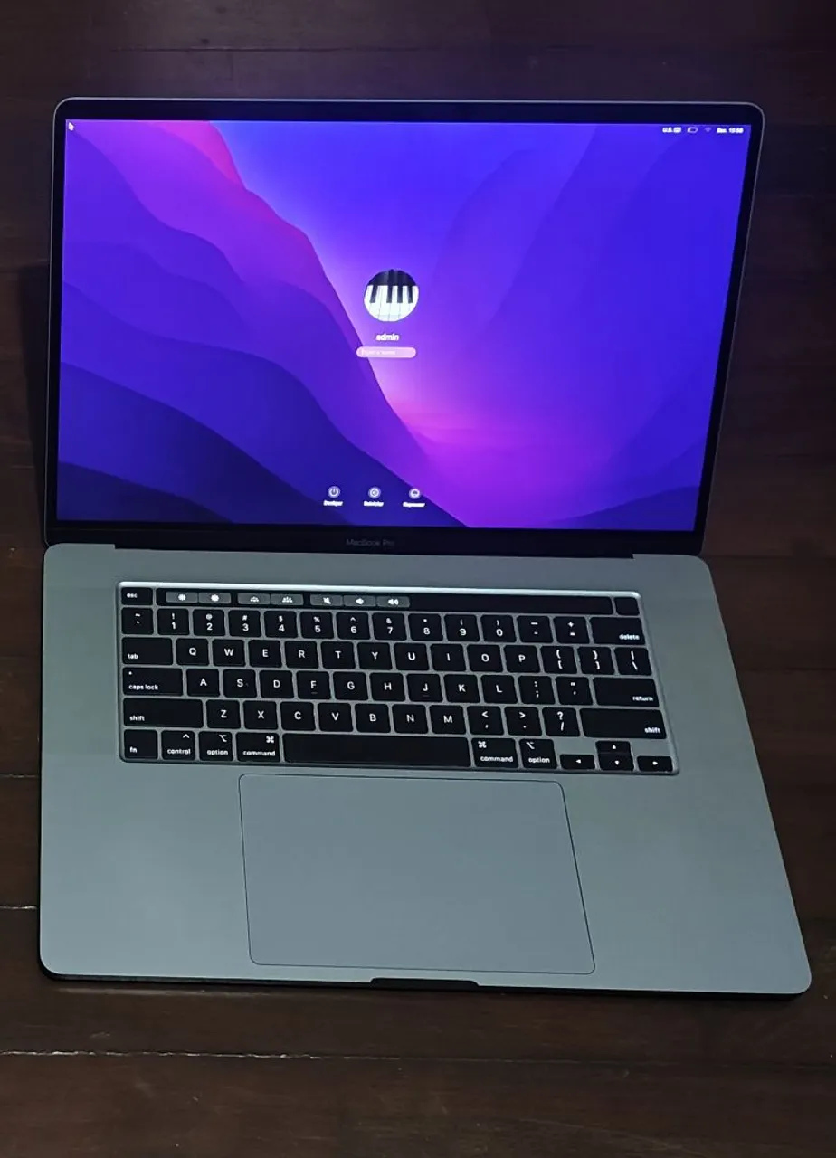 Amazon.co.jp: Apple 2019 MacBook Pro (16インチ, 32GB RAM