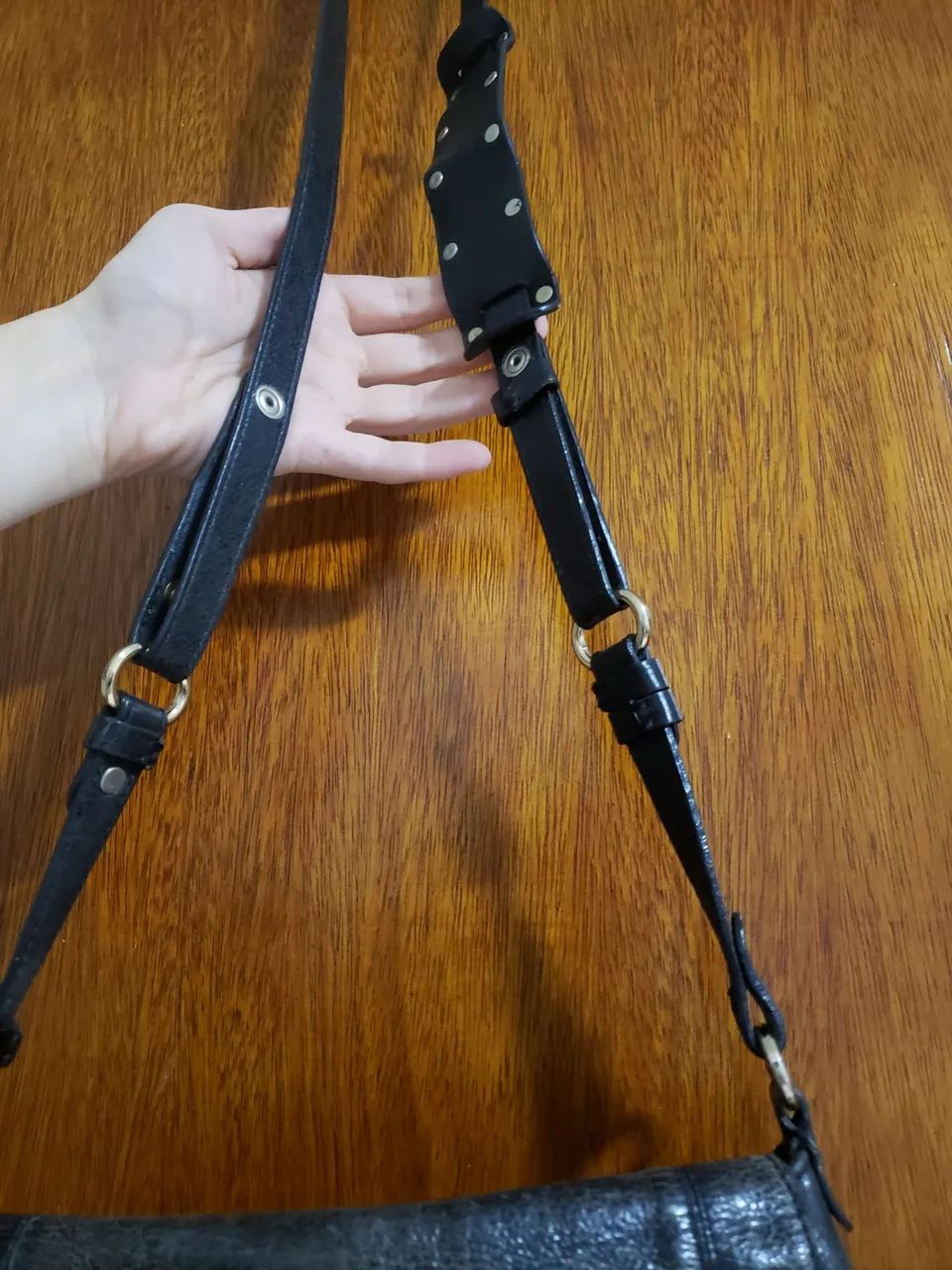 Bolsa Arezzo Preta de Couro - Foto 2