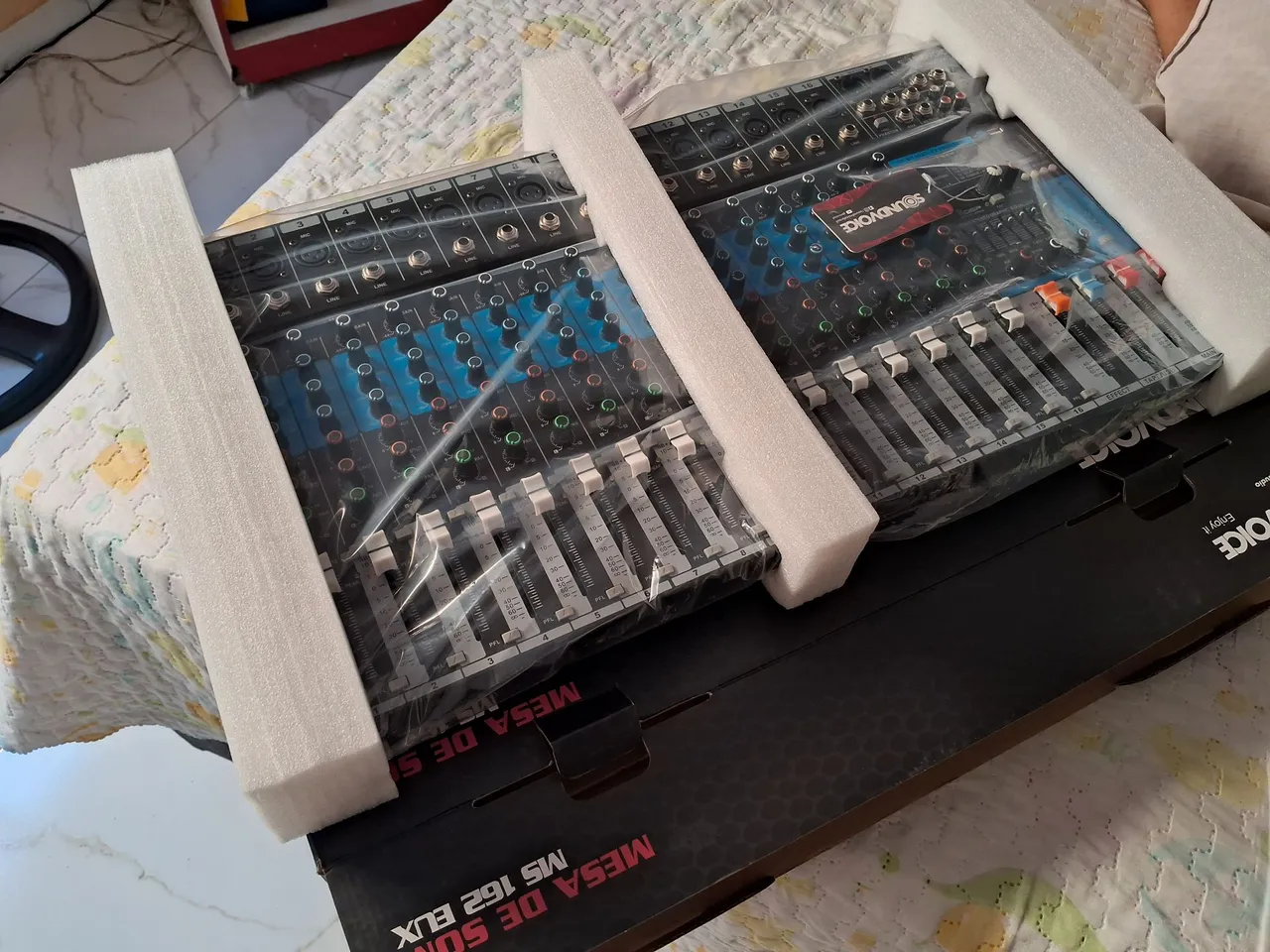 Mesa de Som SoundVoice MS 162 EUX
