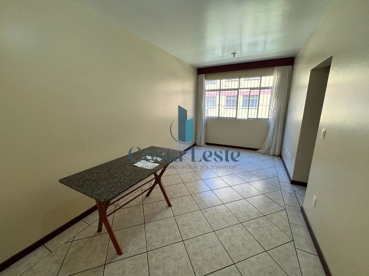 Apartamento com 2 dormitórios e vaga coberta no Estreito - Foto 2