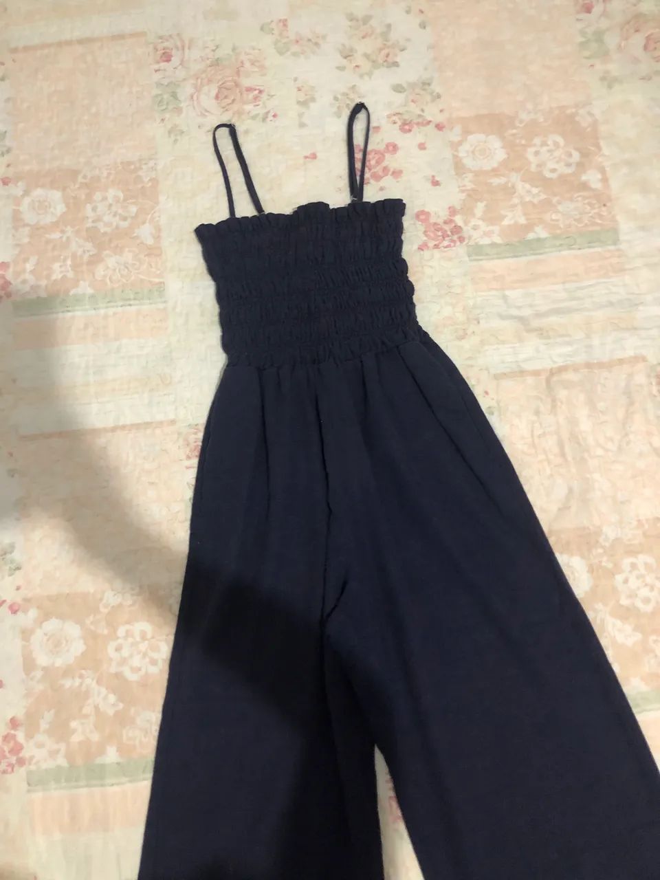 Vendo macacão azul marinho | veste 38 - Foto 2