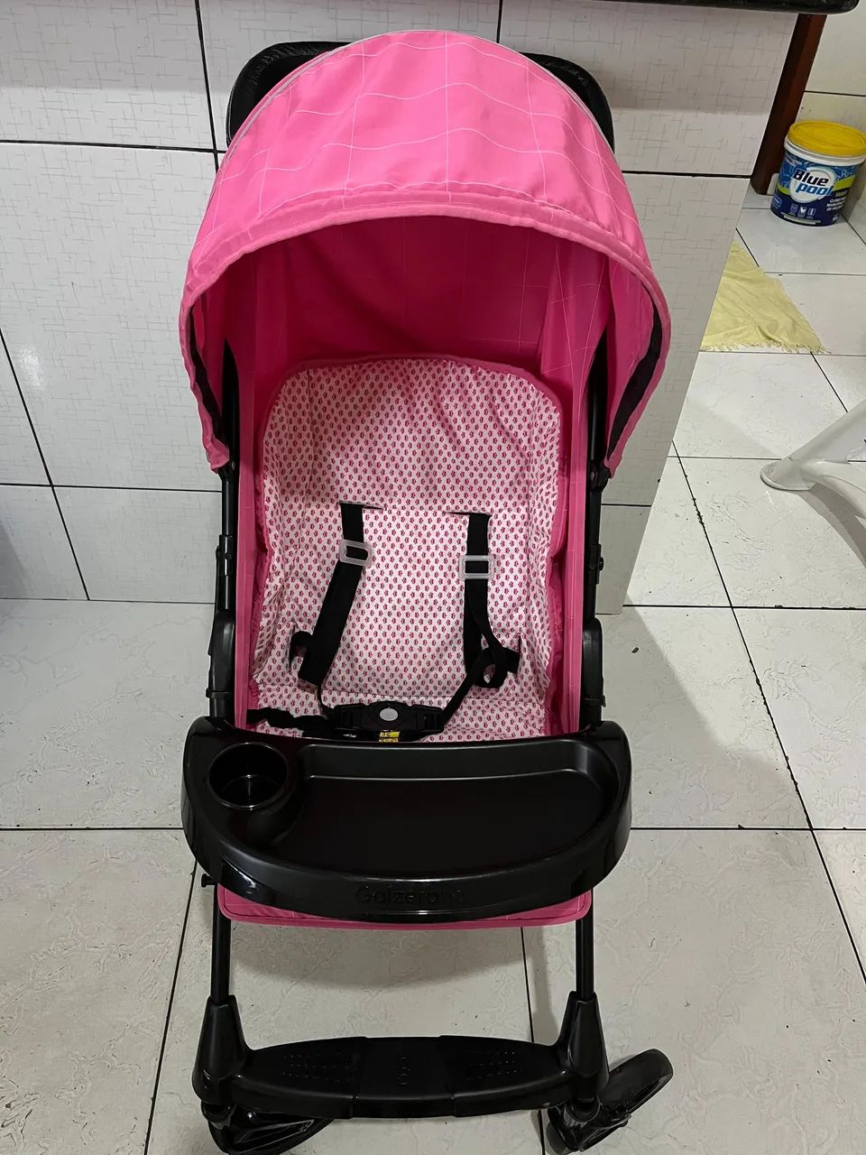 Carrinho de bebê rosa - Foto 3