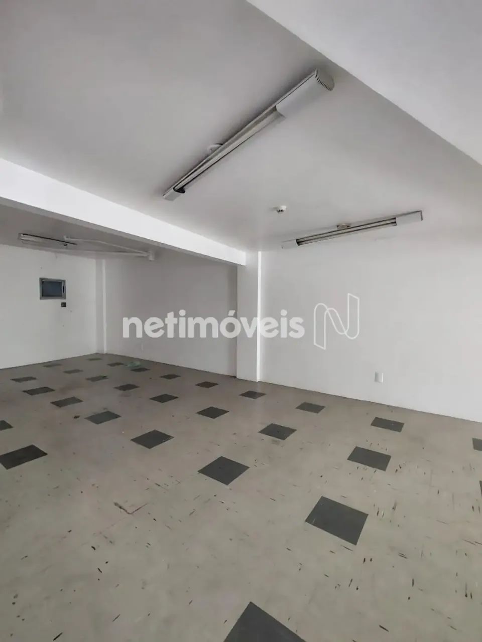 LOJÃO COMERCIAL DE 101,74 m²; PARA LOCAÇÃO - Foto 5