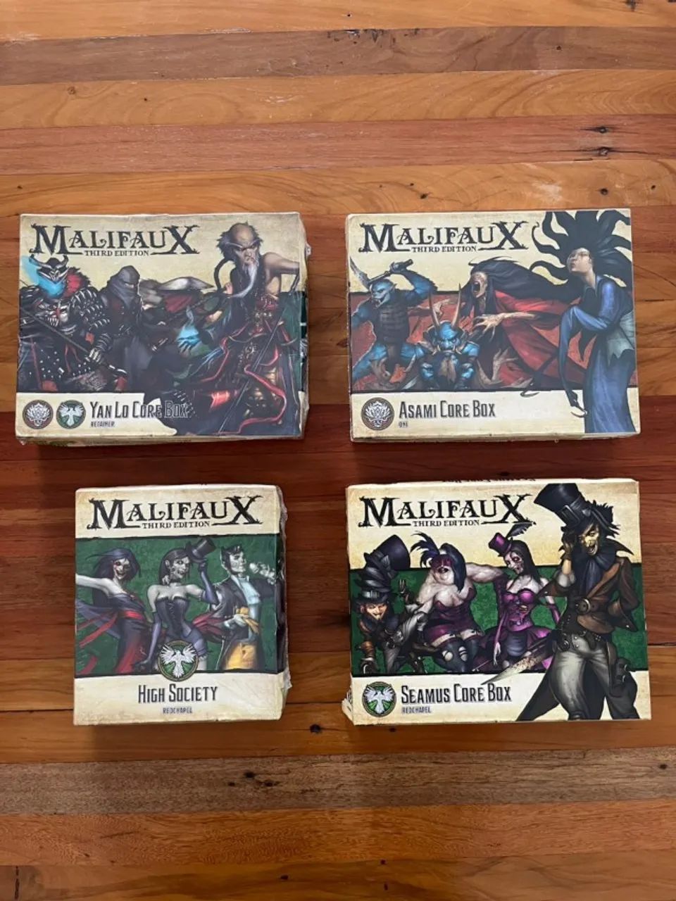 Malifaux - Pacote 3 Crews + 1 Expansão: Yan Lo, Asami, Seamus e