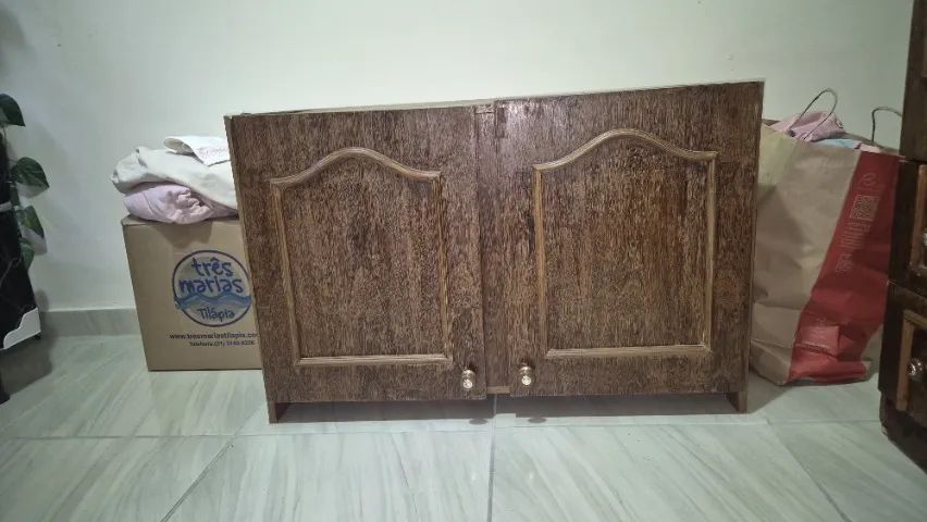 Guarda roupa de madeira. - Foto 3