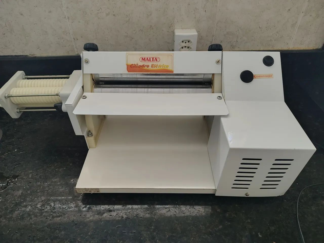 Cilindro elétrico para Massas 