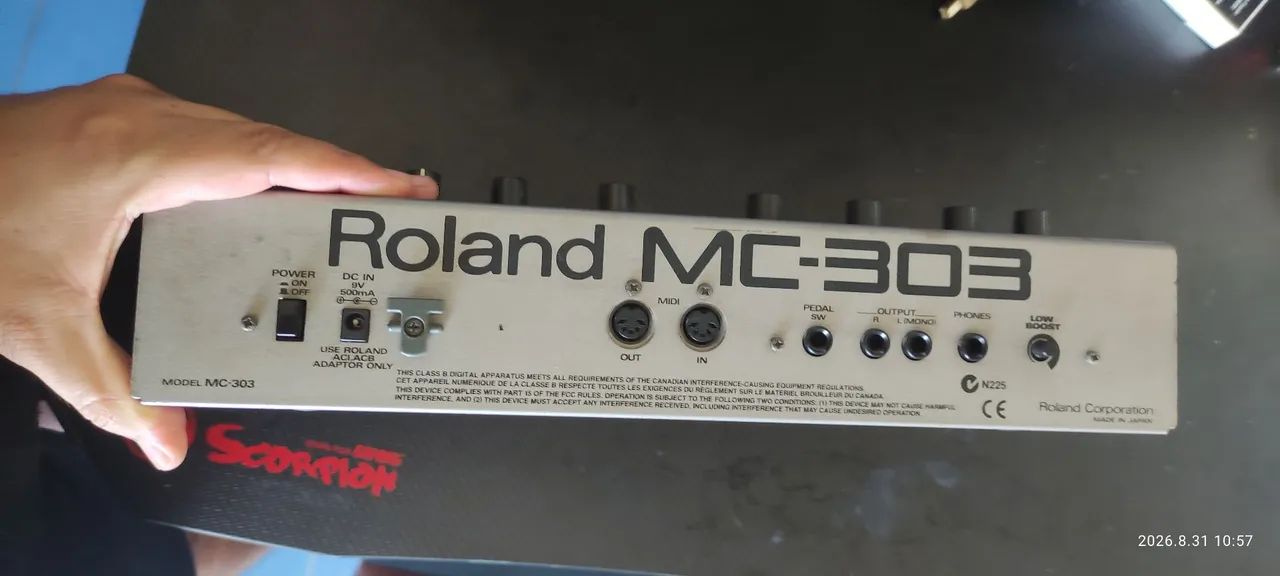 Roland MC-303 - Foto 2
