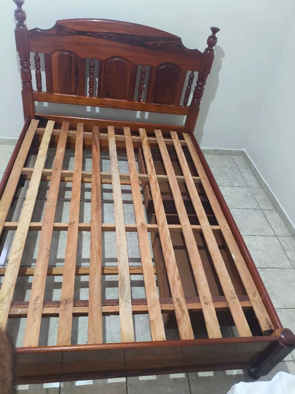 Cama Casal de Madeira c/ 2 Gavetas - Foto 3