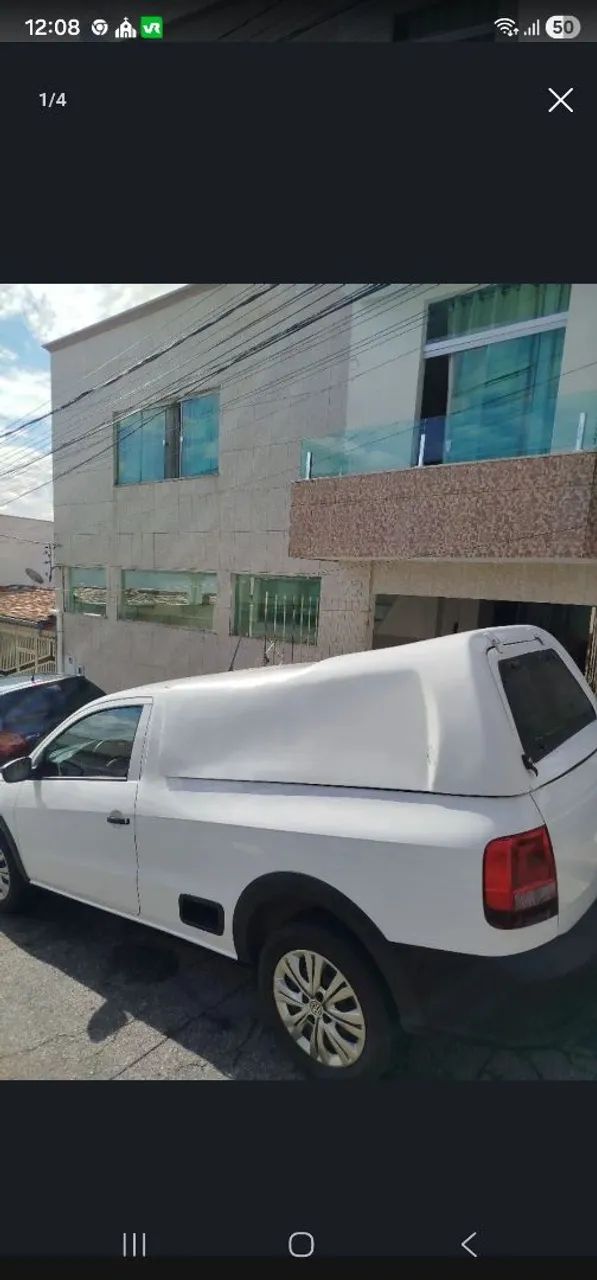 Saveiro robust  com capota de fibra.