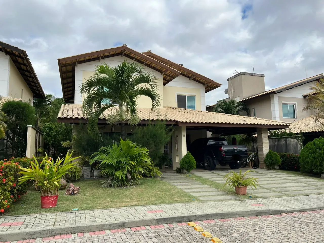 Casa para venda tem 250 metros quadrados com 5 quartos em Coite - Eusébio - Ceará