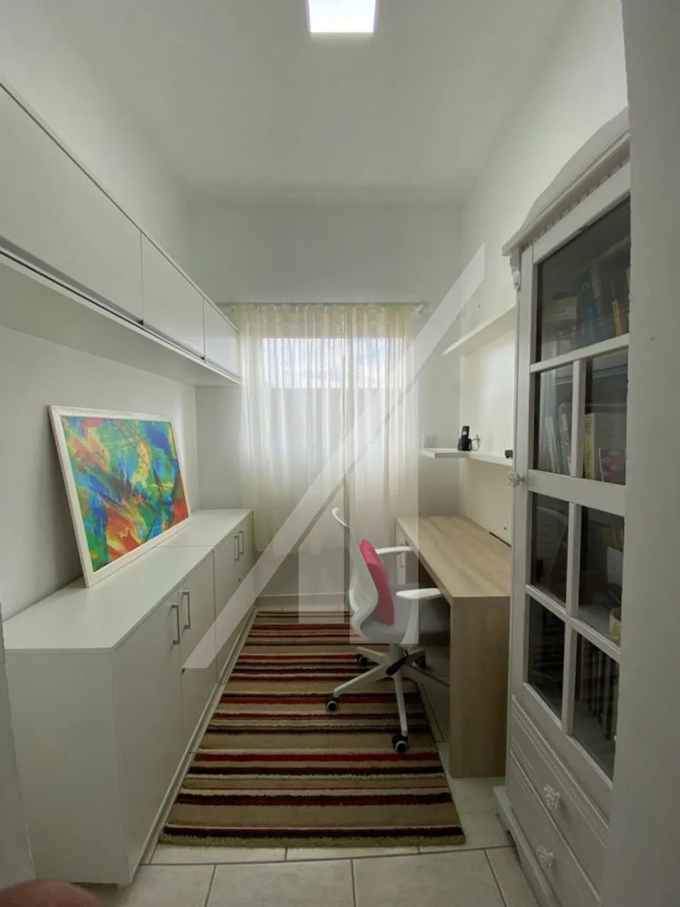 Prédio residencial com 01 apartamento e duas salas comerciais. - Foto 3