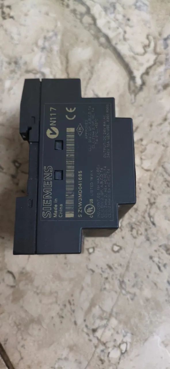 CLP SIEMENS LOGO 230RC  - Foto 3