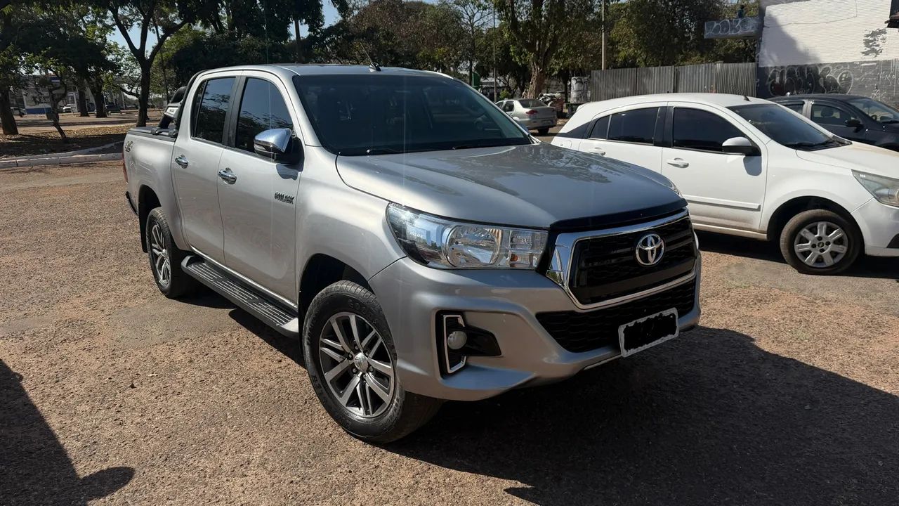 Toyota Hilux CD 4X4 2.8 DIESEL AUT. 2020
