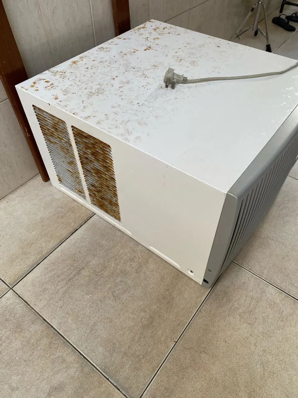 Ar condicionado de janel 10 mil bitus