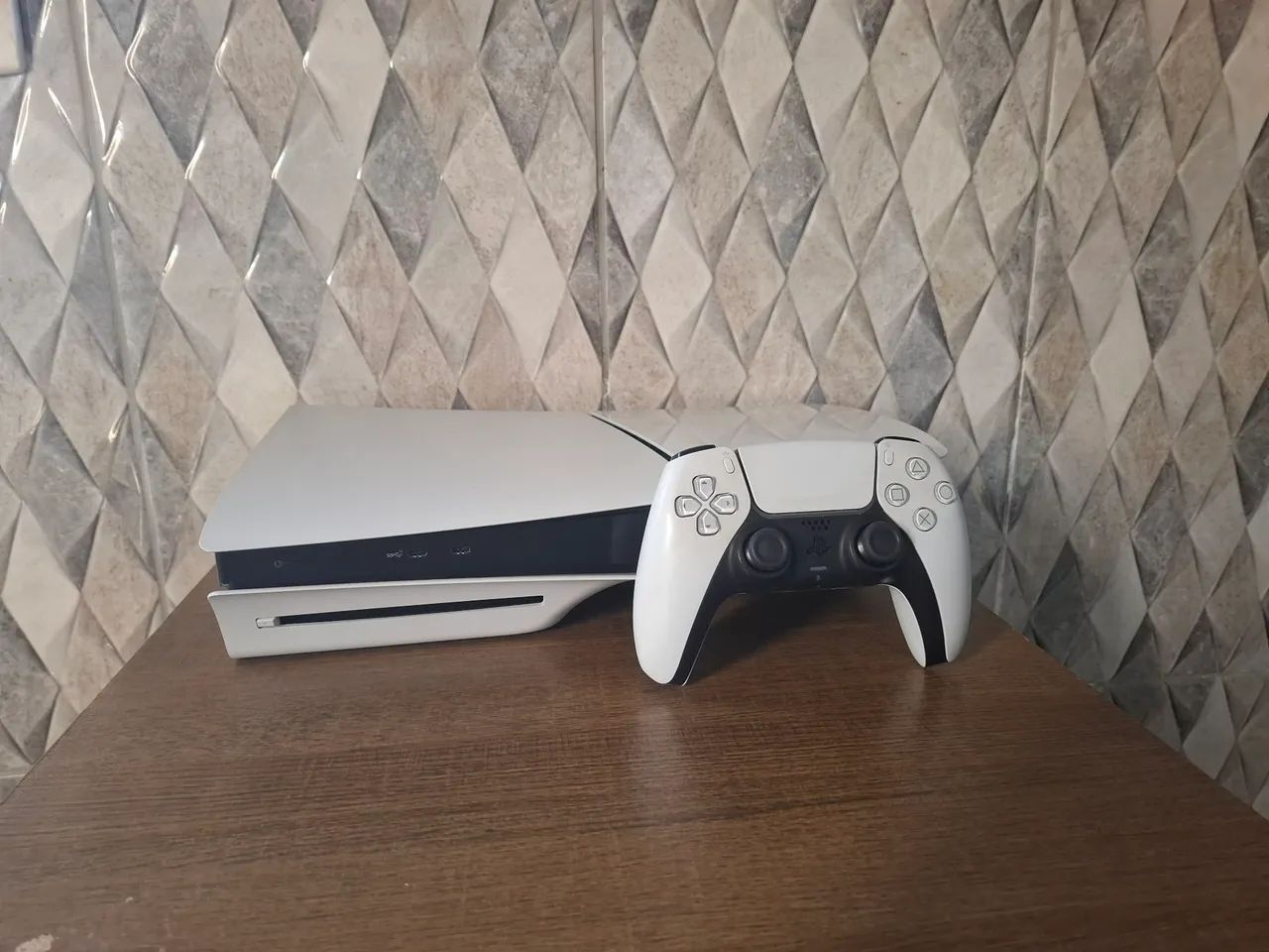 Ps5 SLIM COM LEITOR DE DISCO LEIA o ANÚNCIO  - Foto 2