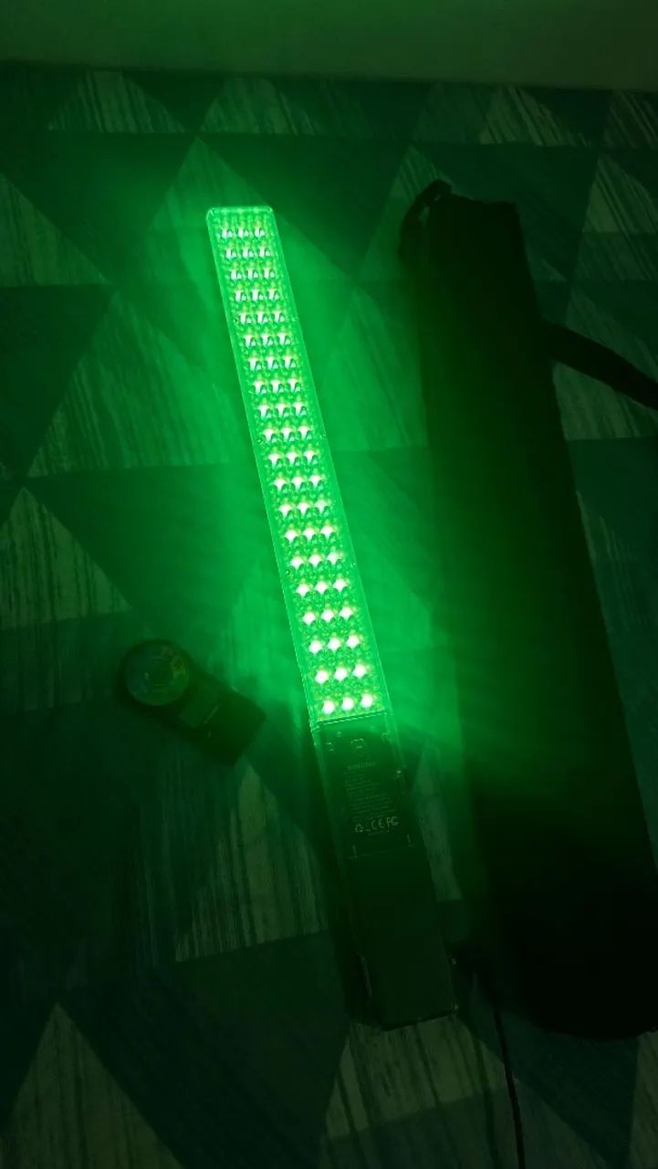 Bastão de LED Yongnuo YN360 III RGB profissional  - Foto 4