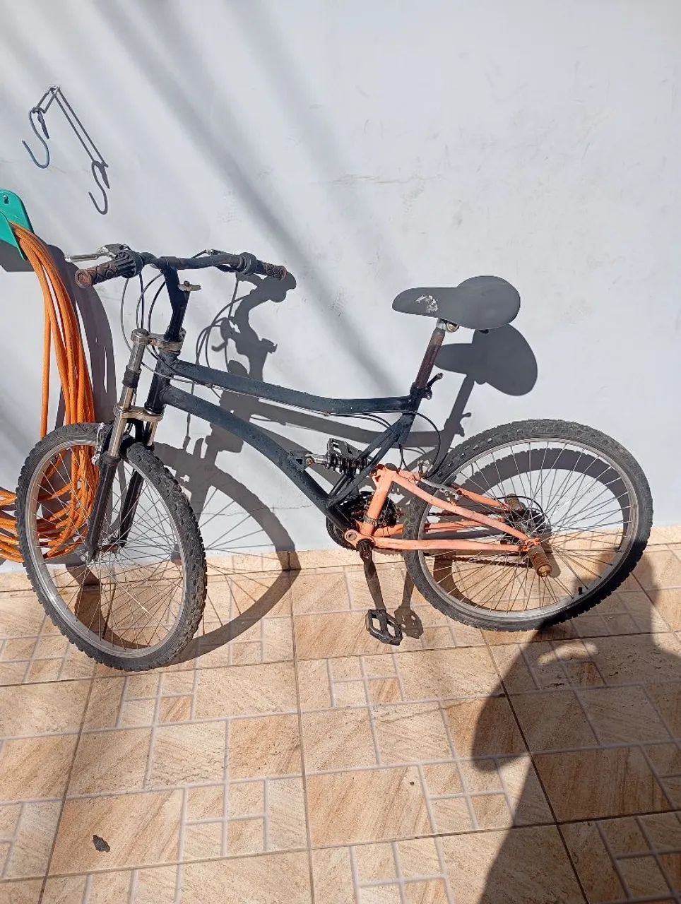 Vendo bicicleta usada aro 26 - Foto 2