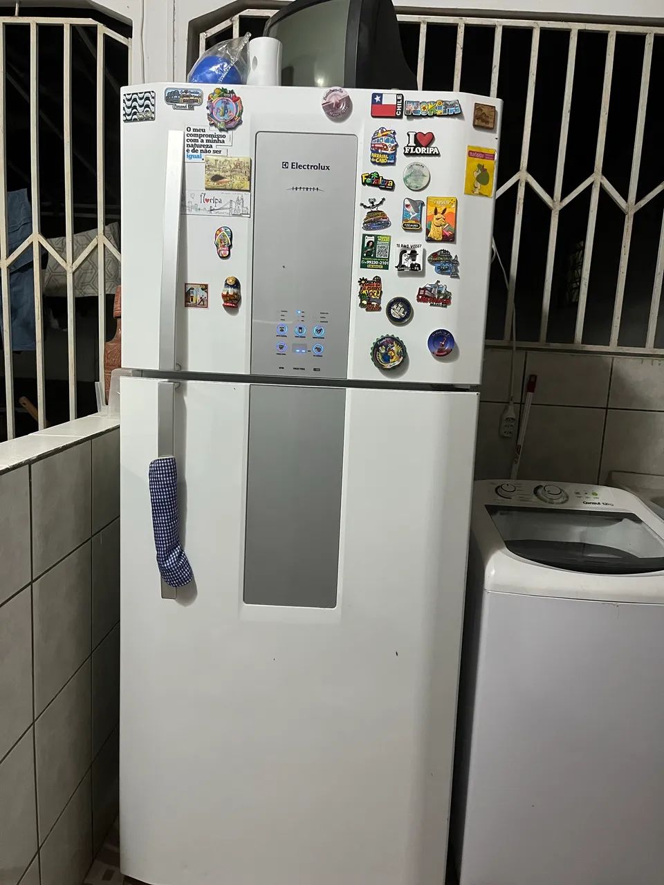 Vendo esta geladeira em perfeito estado de conservação  - Foto 3