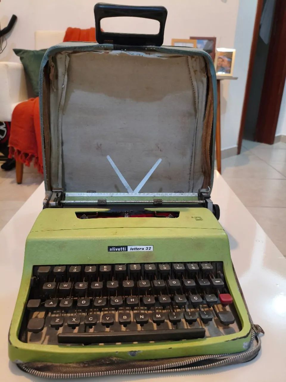 Vendo Máquina de Escrever Olivetti Lettera 32