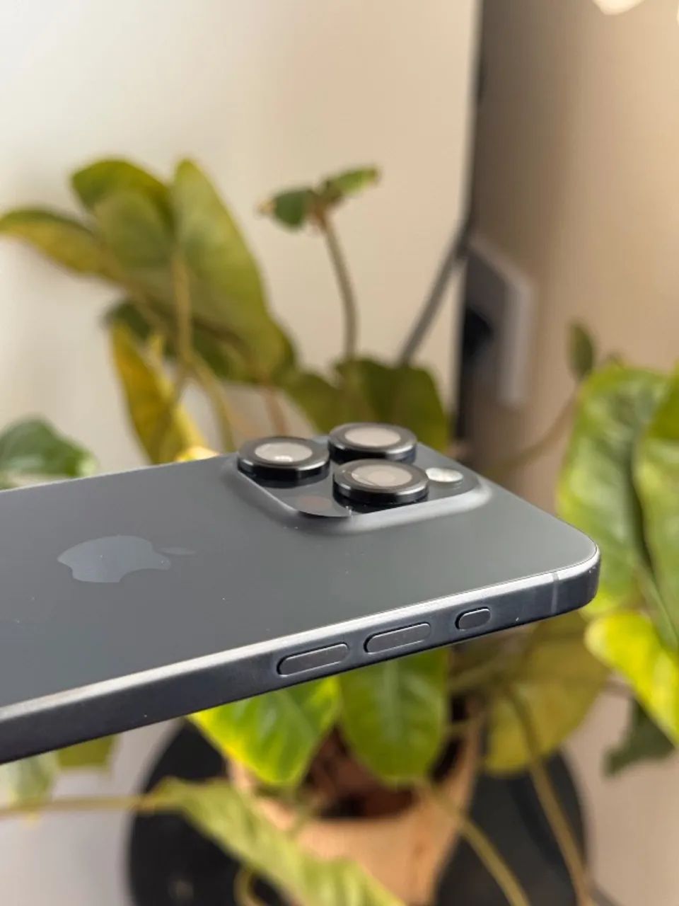 IPhone 15 Pro 128GB  - Foto 3