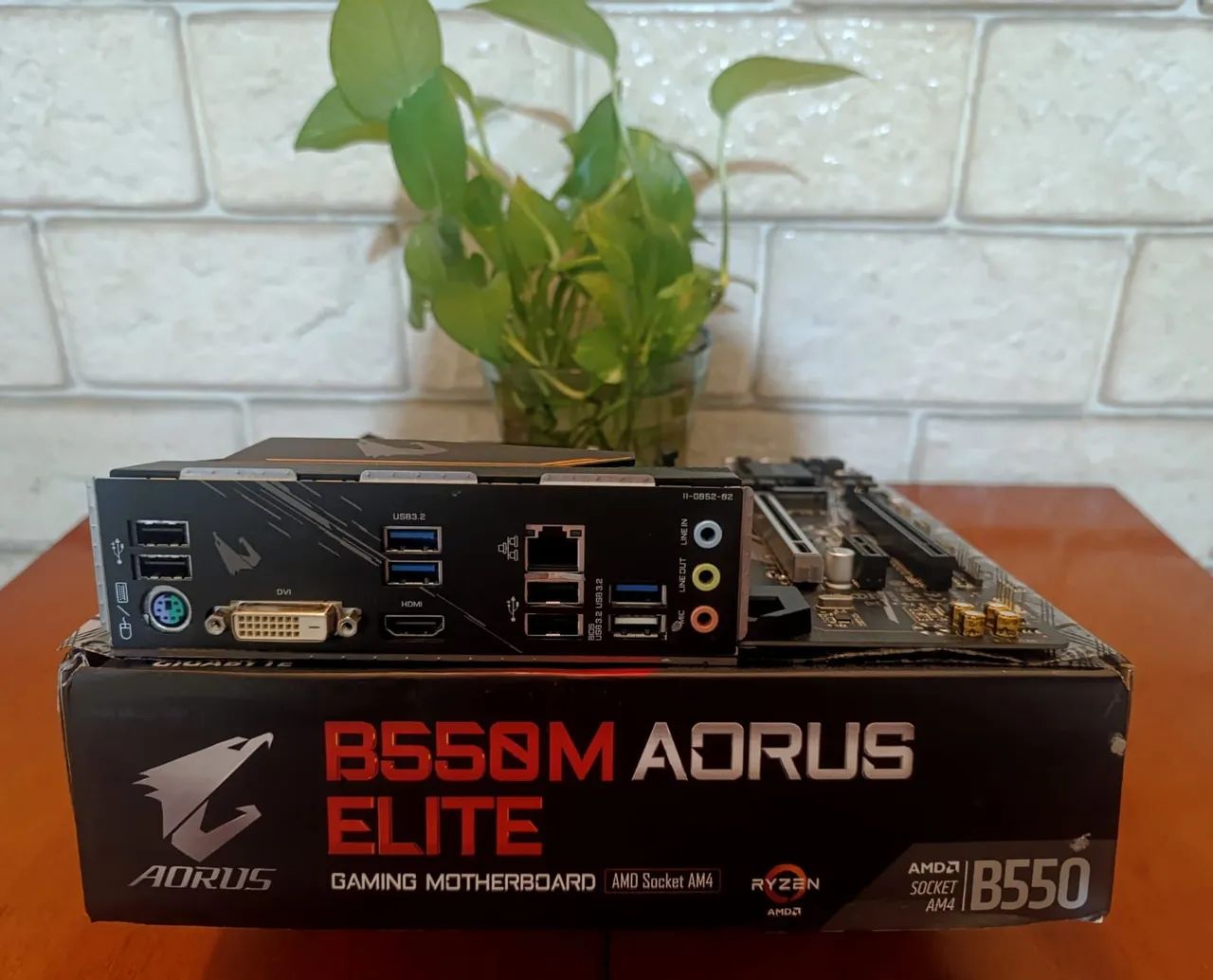 Placa mãe B550M AORUS ELITE Novinha  - Foto 2