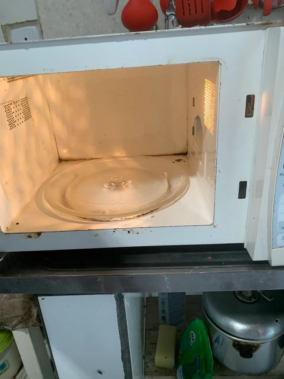 Microondas eletrolux para vender de 20 litros bem conservado - Foto 4