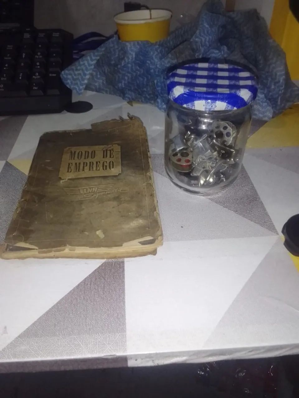 maquina de bordar elna antiga - Foto 4